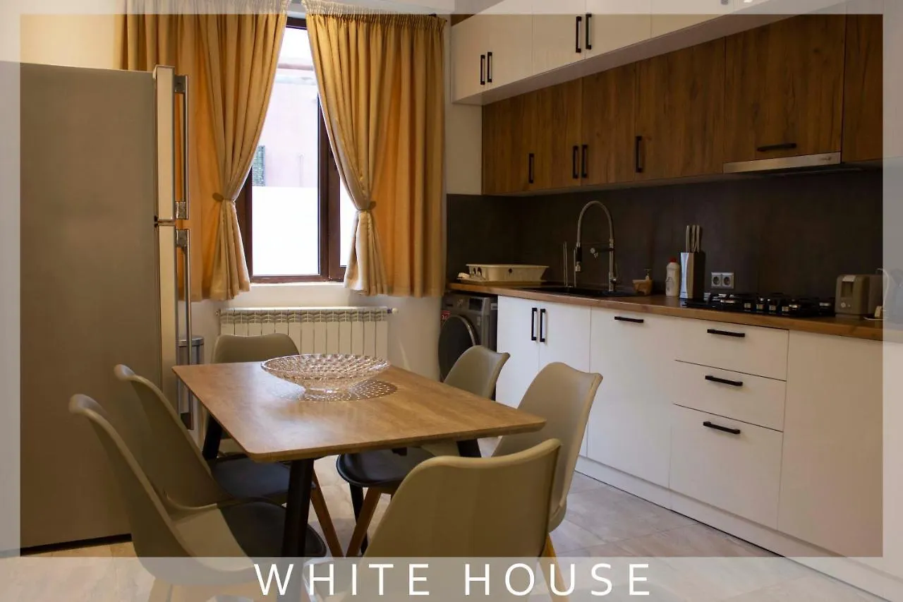 White House Villa Tbilisi